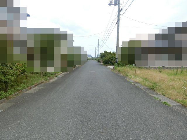 境港市夕日ヶ丘売土地の前面道路含む現地写真