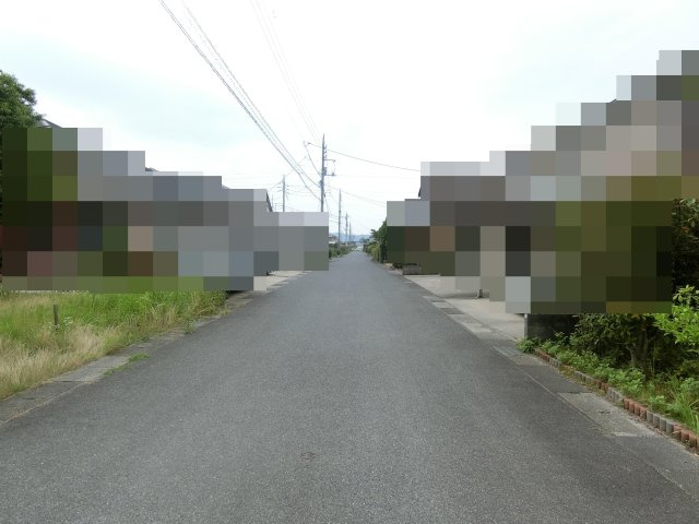 境港市夕日ヶ丘売土地の前面道路含む現地写真