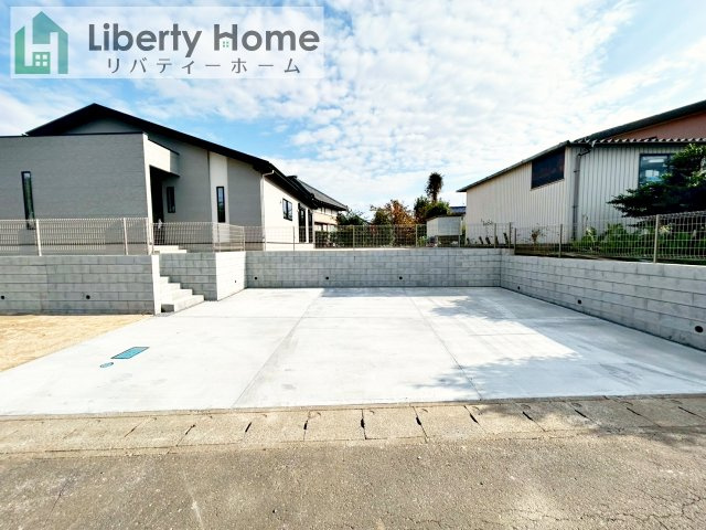 守谷市野木崎１期　新築戸建の駐車場