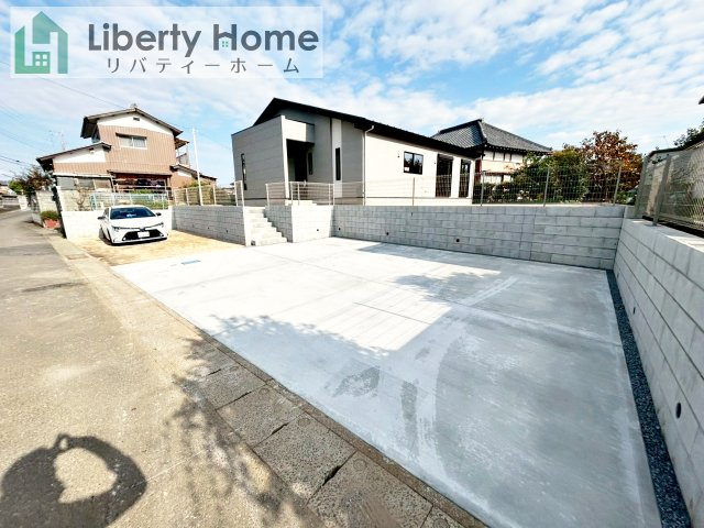 守谷市野木崎１期　新築戸建の駐車場