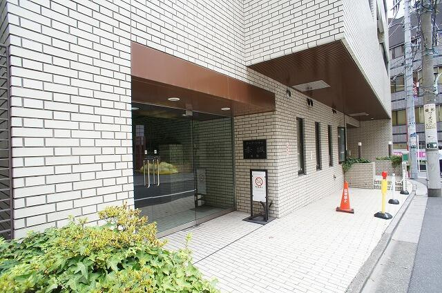 ディアシティ赤坂東館のエントランス| 
