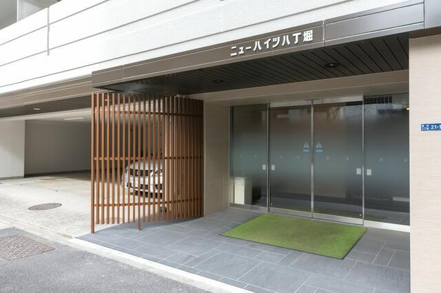 ニューハイツ八丁堀のエントランス| 