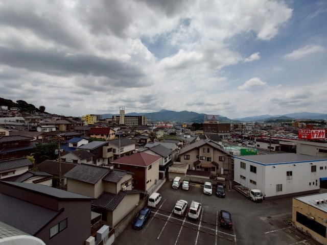 ーリヴィエール霧ケ丘ー3LDK　【小倉北区　中古マンション】の展望|開放感あふれる眺望で、心も体もリフレッシュできます【小倉北区　中古マンション】