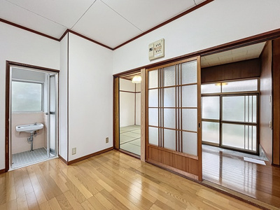 【居間・リビング】 | 三島貸家