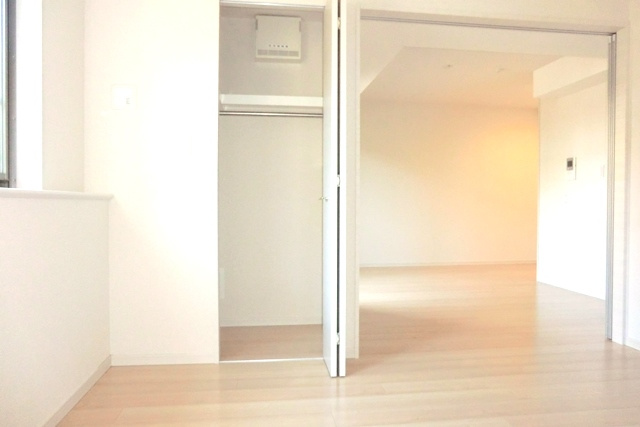 ソアラノーム北浦和の収納|☆たっぷり収納・ウォークインクローゼット付きです。☆