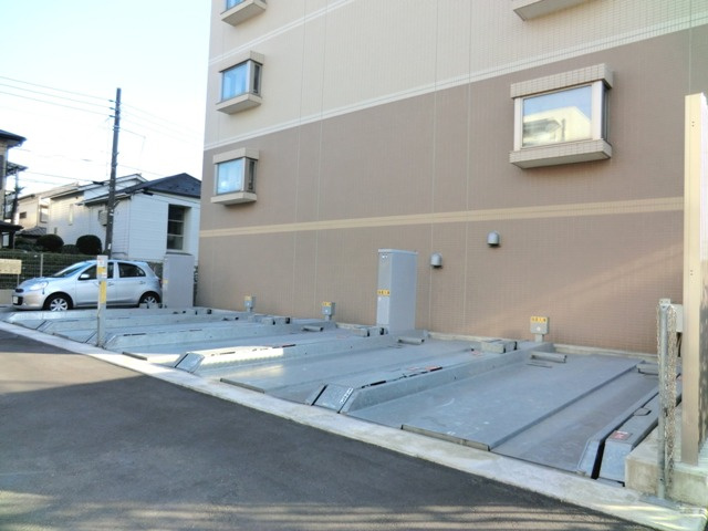 ソアラノーム北浦和の駐車場|☆敷地内に機械式駐車場を完備しています。☆