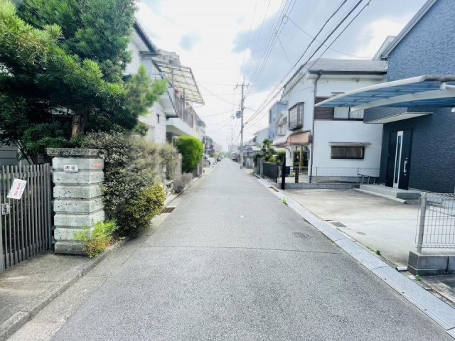 村野東町　中古一戸建ての前面道路含む現地写真|■物件内覧・資金計画相談・住宅ローン相談、リフォーム相談、お問合せ受付中■
※当日・翌日のご内覧、ご相談はお電話でのお問合せがスムーズです！