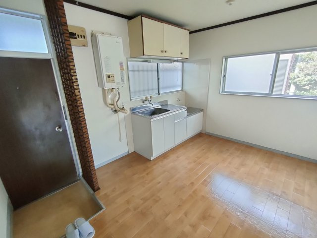 第二トーヨー荘の居間・リビング