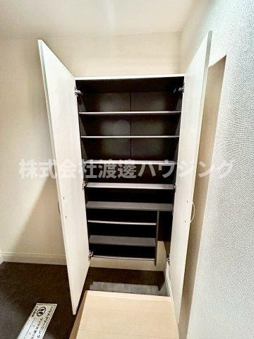 ルリエ江坂の収納|シューズBOX