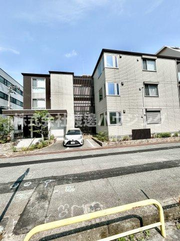 ルリエ江坂の外観