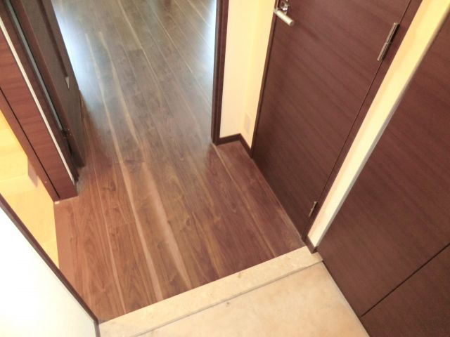 ソアラノーム北浦和の玄関