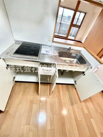 ORACION吹田のキッチン|キッチン下収納