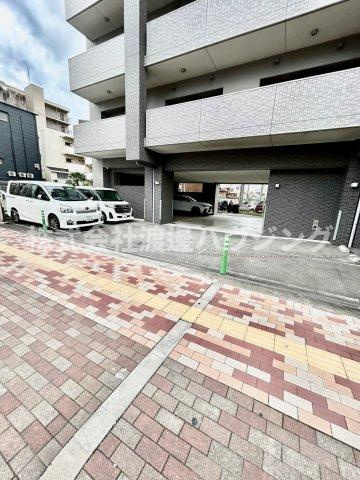 ORACION吹田の駐車場