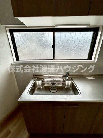 正雀ビルのその他|キッチンに窓有
