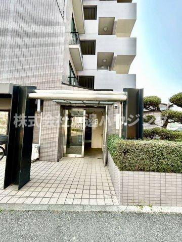 プレーヌ緑地公園のエントランス