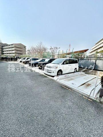 プレーヌ緑地公園の駐車場|機械式駐車場