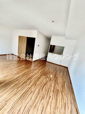 プレーヌ緑地公園の内装