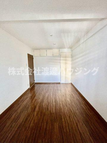 プレーヌ緑地公園の寝室