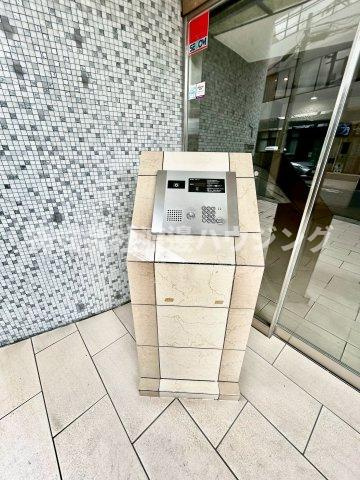 SERENiTE江坂四番館のセキュリティ|オートロックで安心