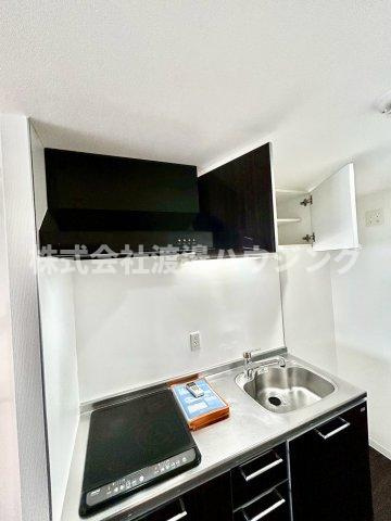 SERENiTE江坂四番館のキッチン