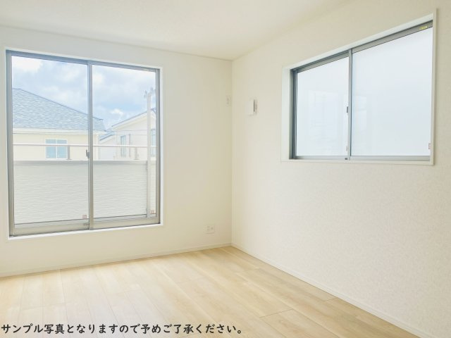 南風原町兼城第１ の洋室