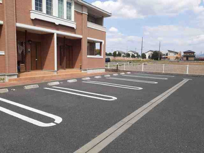 【駐車場】 | エレガンスＥ