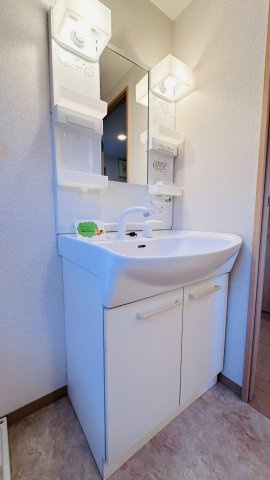 クレールコート堂庭の独立洗面台