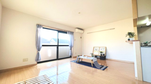 クレールコート堂庭の洋室