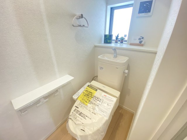 南風原町兼城第１ のトイレ|※別物件のサンプル写真になります。