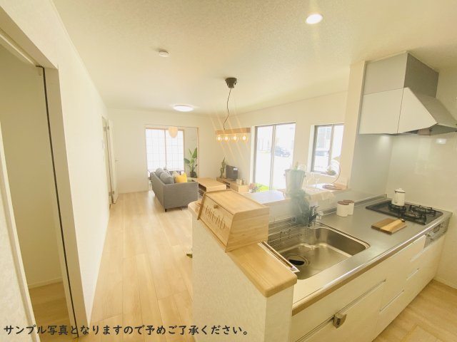 南風原町兼城第１ の居間・リビング|※別物件のサンプル写真になります。