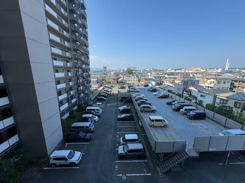 Mプラザ枚方弐番館の駐車場|■物件内覧・資金計画相談・住宅ローン相談、リフォーム相談、お問合せ受付中■
※当日・翌日のご内覧、ご相談はお電話でのお問合せがスムーズです！