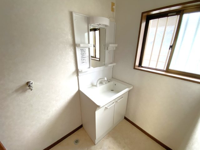 坂本貸家の独立洗面台