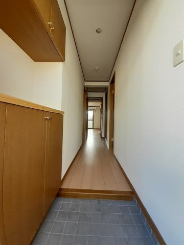 サン・アムール壱番館の玄関