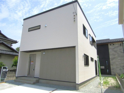 【外観】 | 【新築ZEH水準住宅】昭和町上河東 | 建物外観を気になさる方へ、見た目の良い物件です