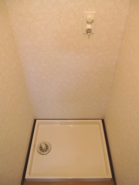 葛飾区新小岩１丁目のアパートの洗面所