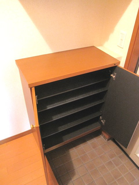 葛飾区新小岩１丁目のアパートの収納