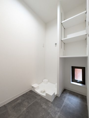 【ランドリースペース】 | ロイヤルマンション小笹☆仲介手数料半額☆