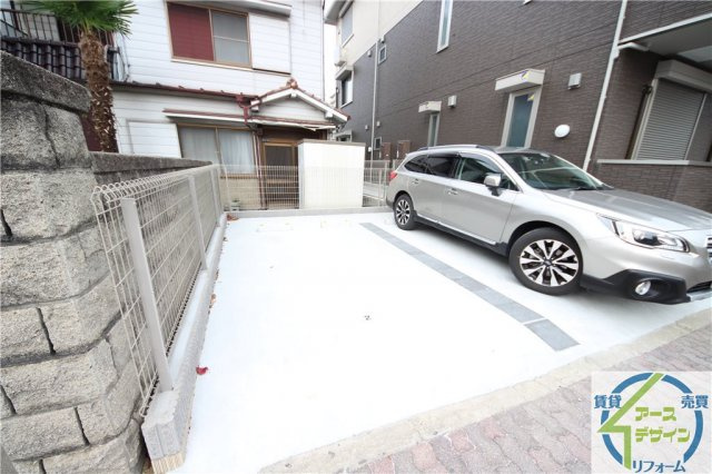 サニーコート明石の駐車場