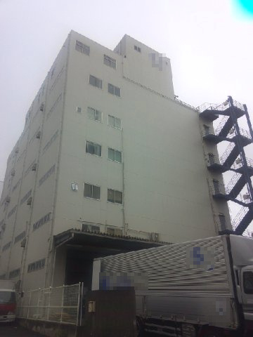 江戸川区臨海町４丁目の倉庫
