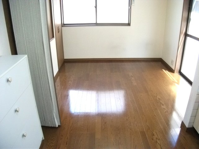 シャンセウエダの居間・リビング