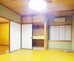 あま市甚目寺沖田の中古一戸建の洋室