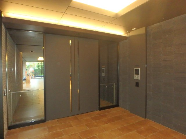 アトラス倉敷ル・サンクのエントランス