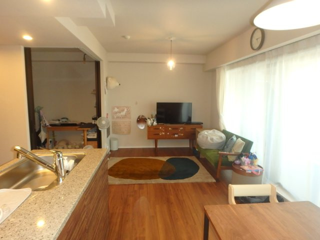 アトラス倉敷ル・サンクの居間・リビング