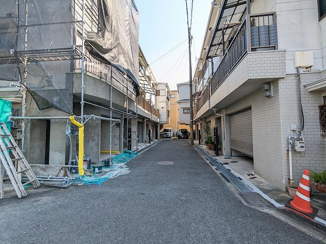 幾野4丁目　中古一戸建ての前面道路含む現地写真|■物件内覧・資金計画相談・住宅ローン相談、リフォーム相談、お問合せ受付中■
※当日・翌日のご内覧、ご相談はお電話でのお問合せがスムーズです！