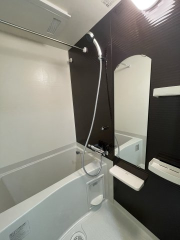 Luxe門真の浴室|(参考)同マンション同間取り他部屋の写真