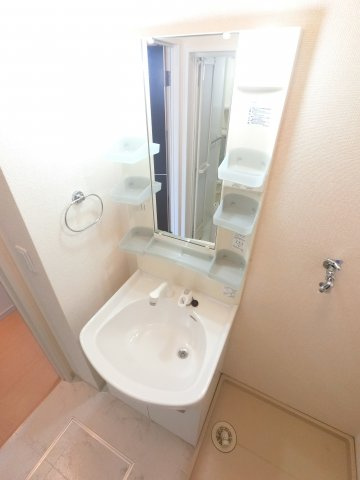 【独立洗面台】