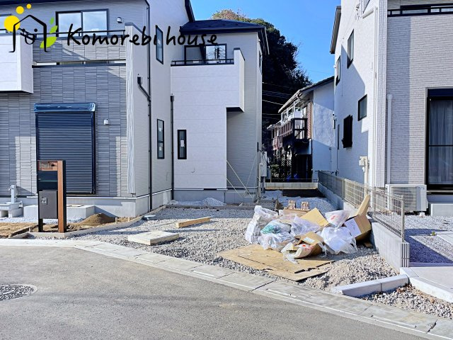 北本市二ツ家2丁目　3期　新築一戸建て　ブルーミングガーデン　02の駐車場|11/13　撮影