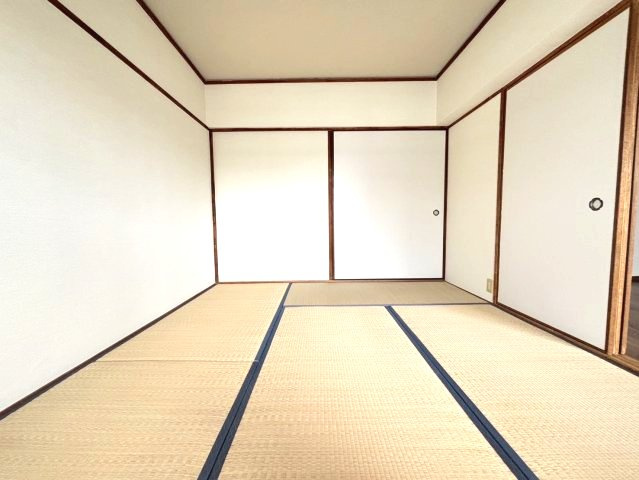 稲本マンションの和室