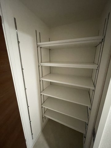 Luxe門真の収納|(参考)同マンション同間取り他部屋の写真
