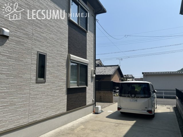 姫路市香寺町犬飼/中古戸建の駐車場